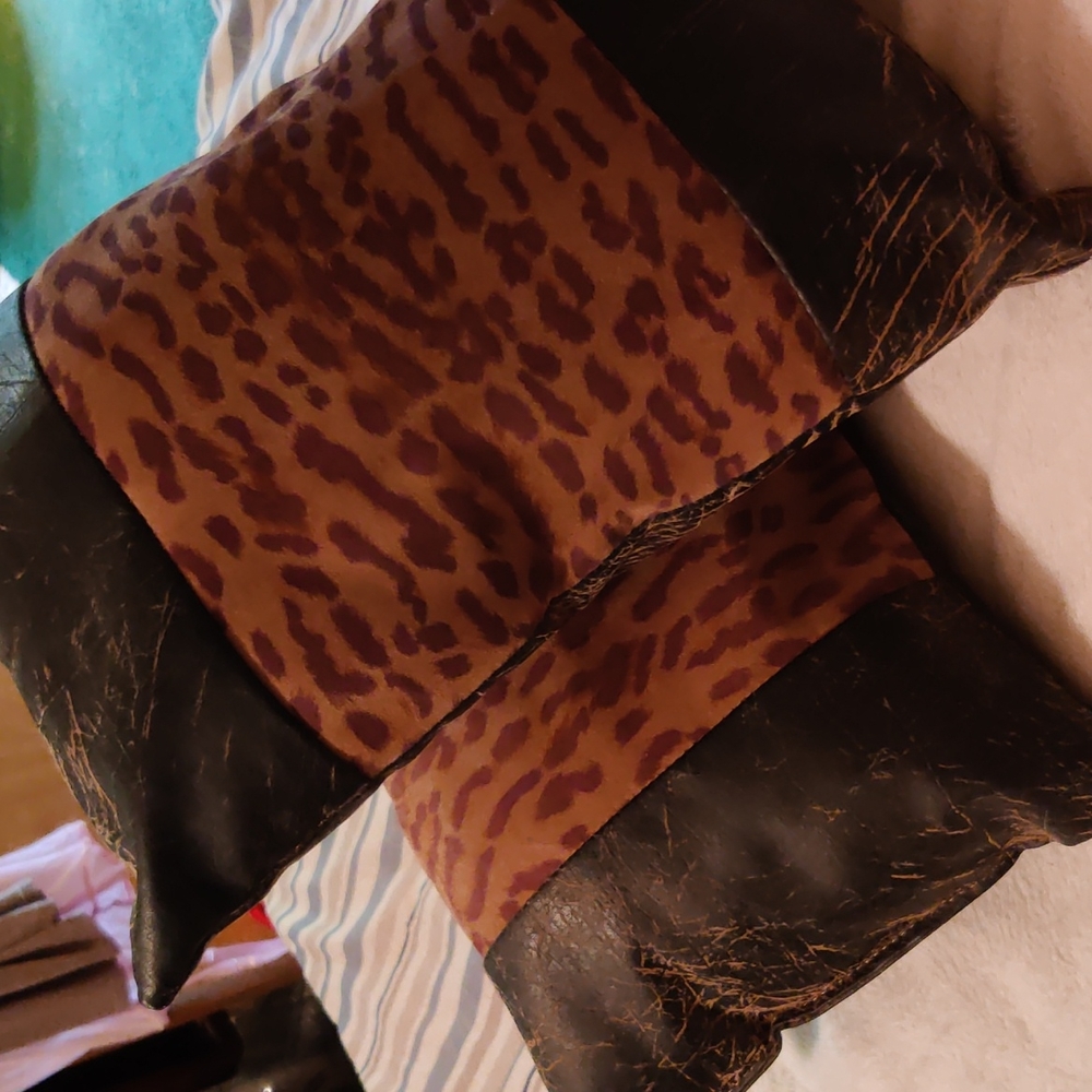 Like new! Newport lumbar pillows set animal print and distressed leather look